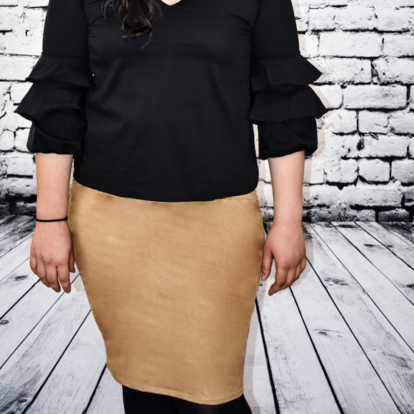 Suede Camel Bodycon Skirt (Plus) - Picture 3 of 7
